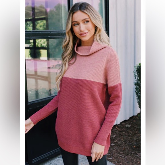 RD Style Nancy Color Block Sweater Ottoman Sangria - Picture 1 of 9